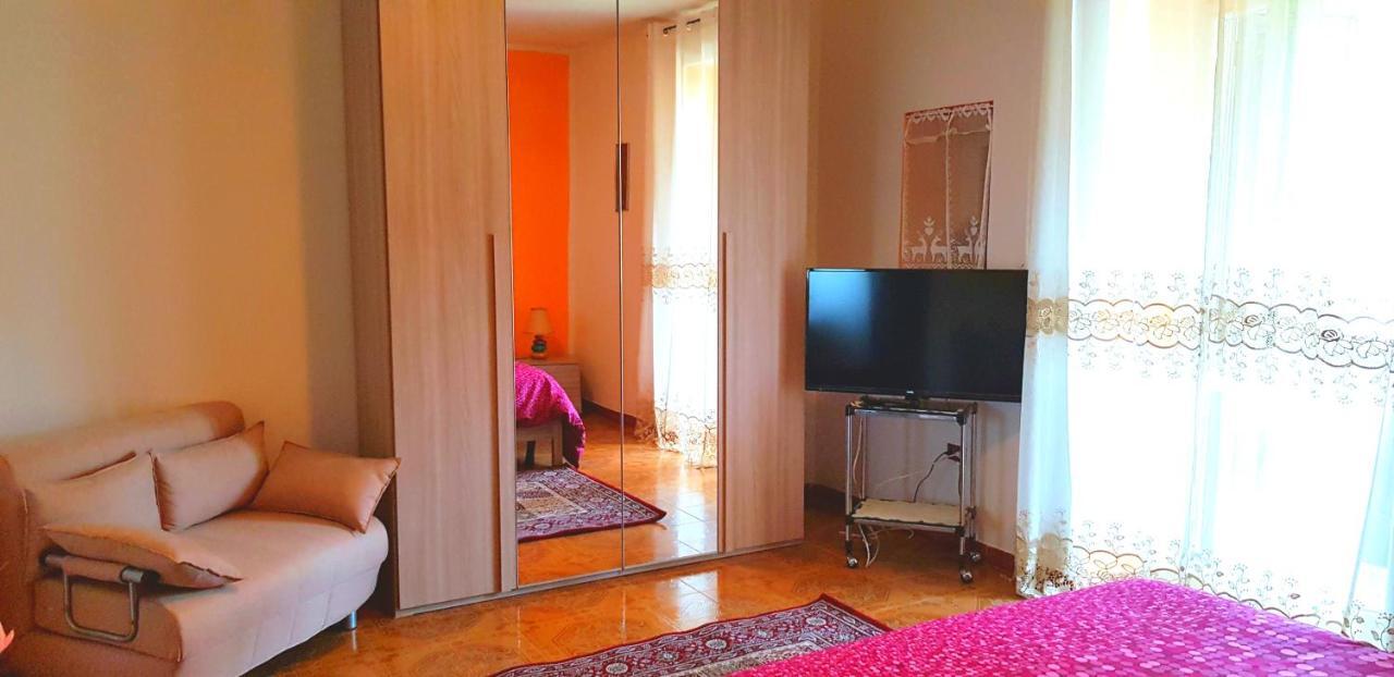 Appartement Casa Lory à Pescina Extérieur photo